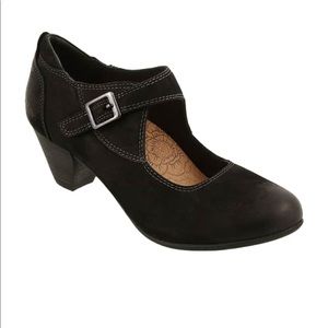 Taos Studio Mary Jane Heels black 9